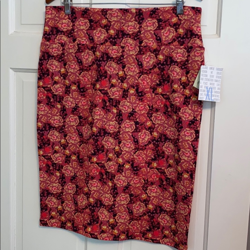 NWT LulaRoe Cassie Pencil Skirt